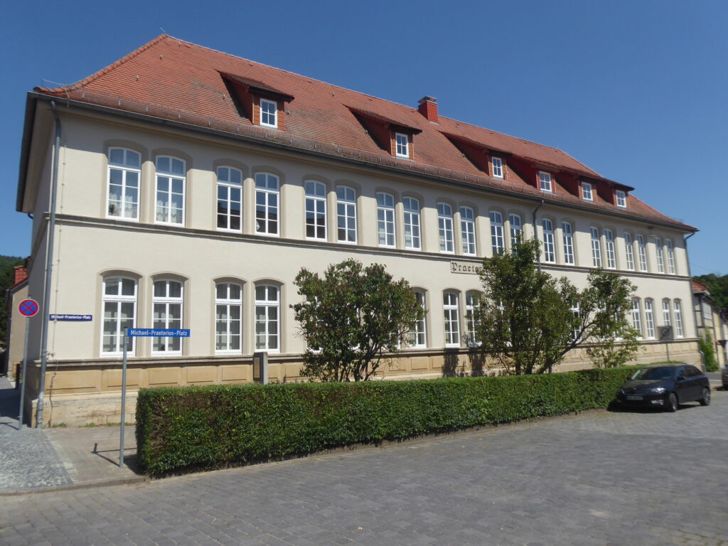Umnutzung ehemaliges Schulgebäude zum Verwaltungssitz Stadt Amt Creuzburg